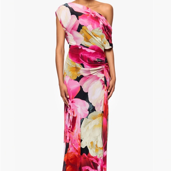 Betsy and Adam Floral Drop Shoulder Dress - Picture 2 of 4